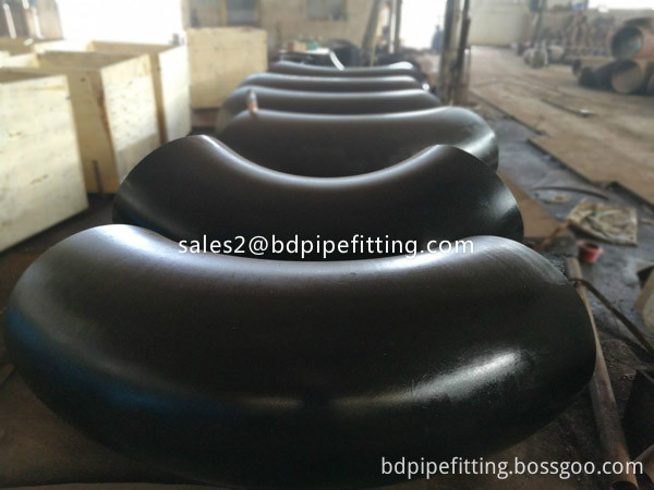 Alloy pipe fitting (553)